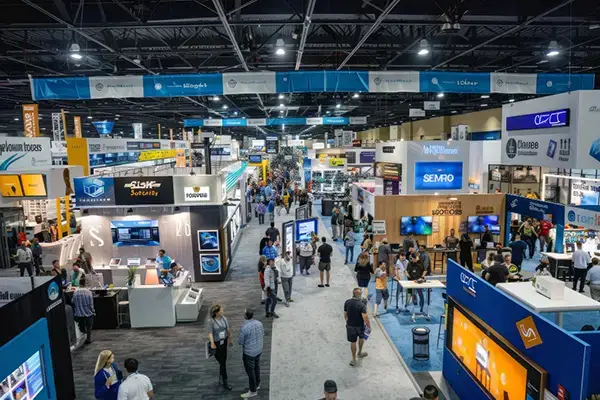 feira de negocios com jogos personalizados